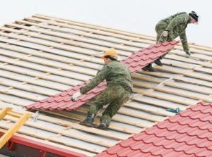 Укладка металлочерепицы