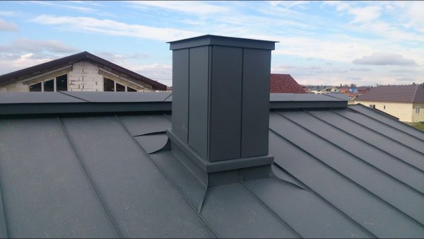 Самозаклікуюча фальцева покрівля